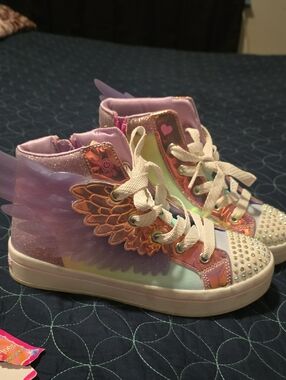 Skechers Kids Light-Up High-Top Sneakers in Purple Pink